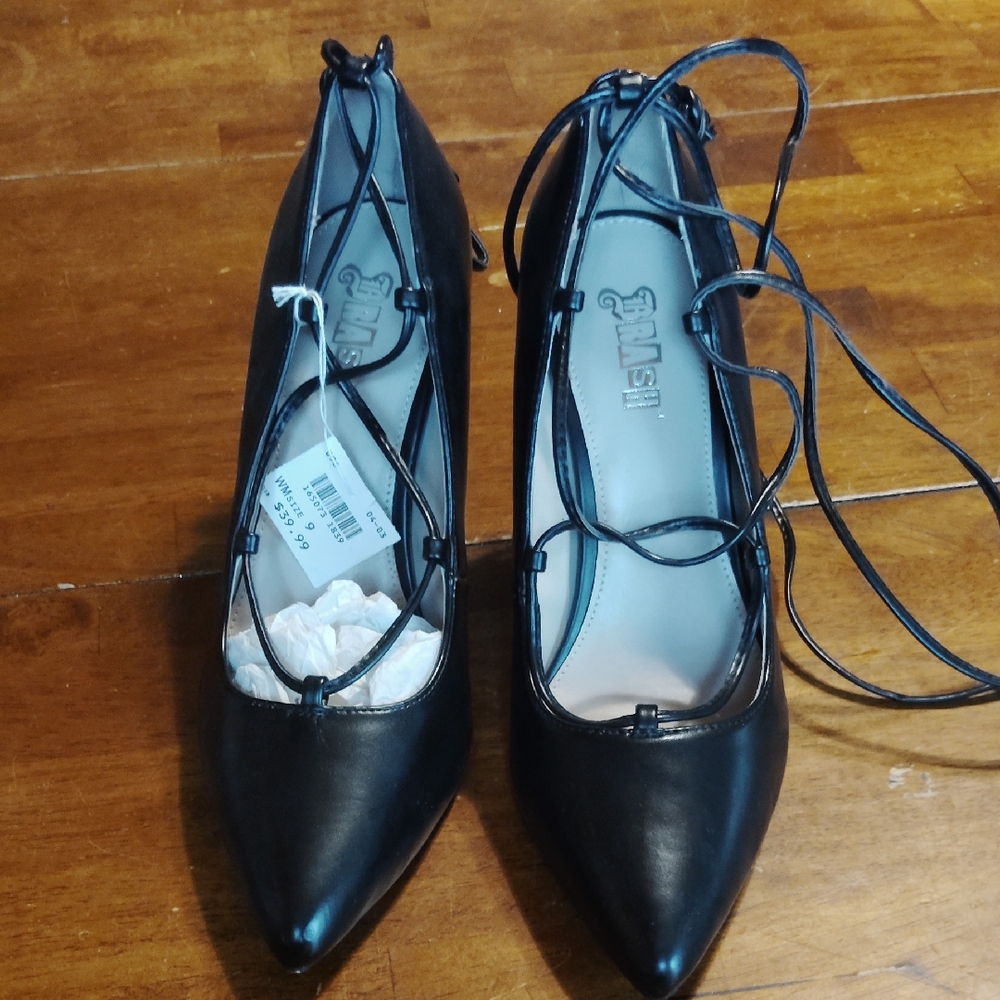 Brash Black Lace-Up Heels Elegant Design
